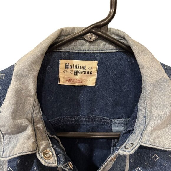 Holding Horses Womens Patchwork Denim Button-Up Shirt Long Sleeve Size 2 Cotton - Picture 4 of 4